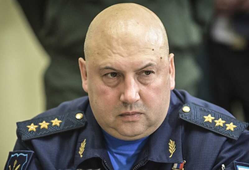 Сергей Суровикин получил дипломатический паспорт и отправился в Алжир за день до мятежа Пригожина