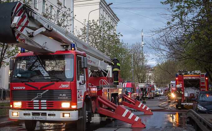 При пожаре в гостинице на юго-востоке Москвы погиб 1 человек. СК возбудил уголовное дело