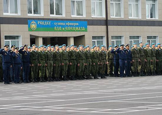 Бум БАМа: как молодой предприниматель Антон Абдурахманов ворует миллиарды на Минобороны