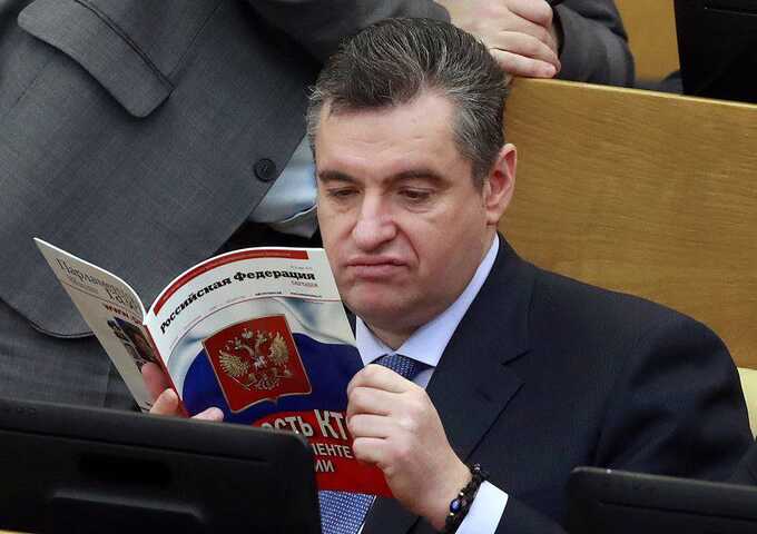 Слуцкий из ЛДПР выходит вперед в уличной предвыборной агитации на Урале