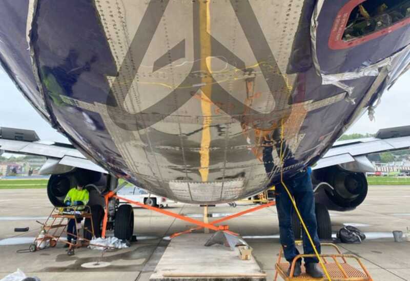 В России отремонтировали самолет Boeing, который задел взлетно-посадочную полосу, без наличия соответствующей сертификации