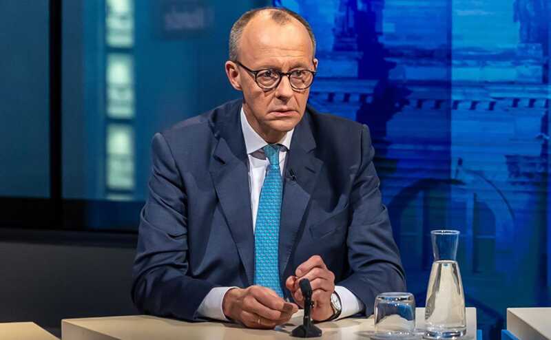 Канцлер Германии допустил вероятность ведения переговоров между Украиной и Россией в Ватикане