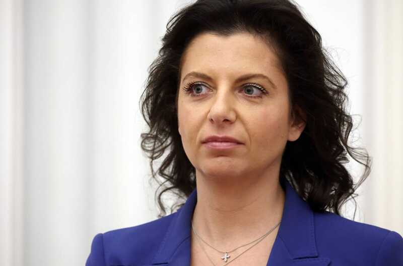 Симонян отметила, что ушла бы из профессии, если бы не шли военные действия